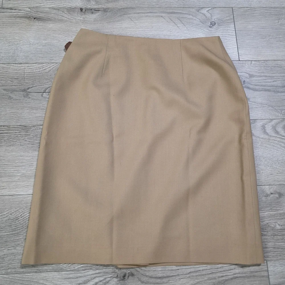 Vintage Talbots Tan 100% Wool Women's Petites‎ Size 8 USA Button Wrap Skirt